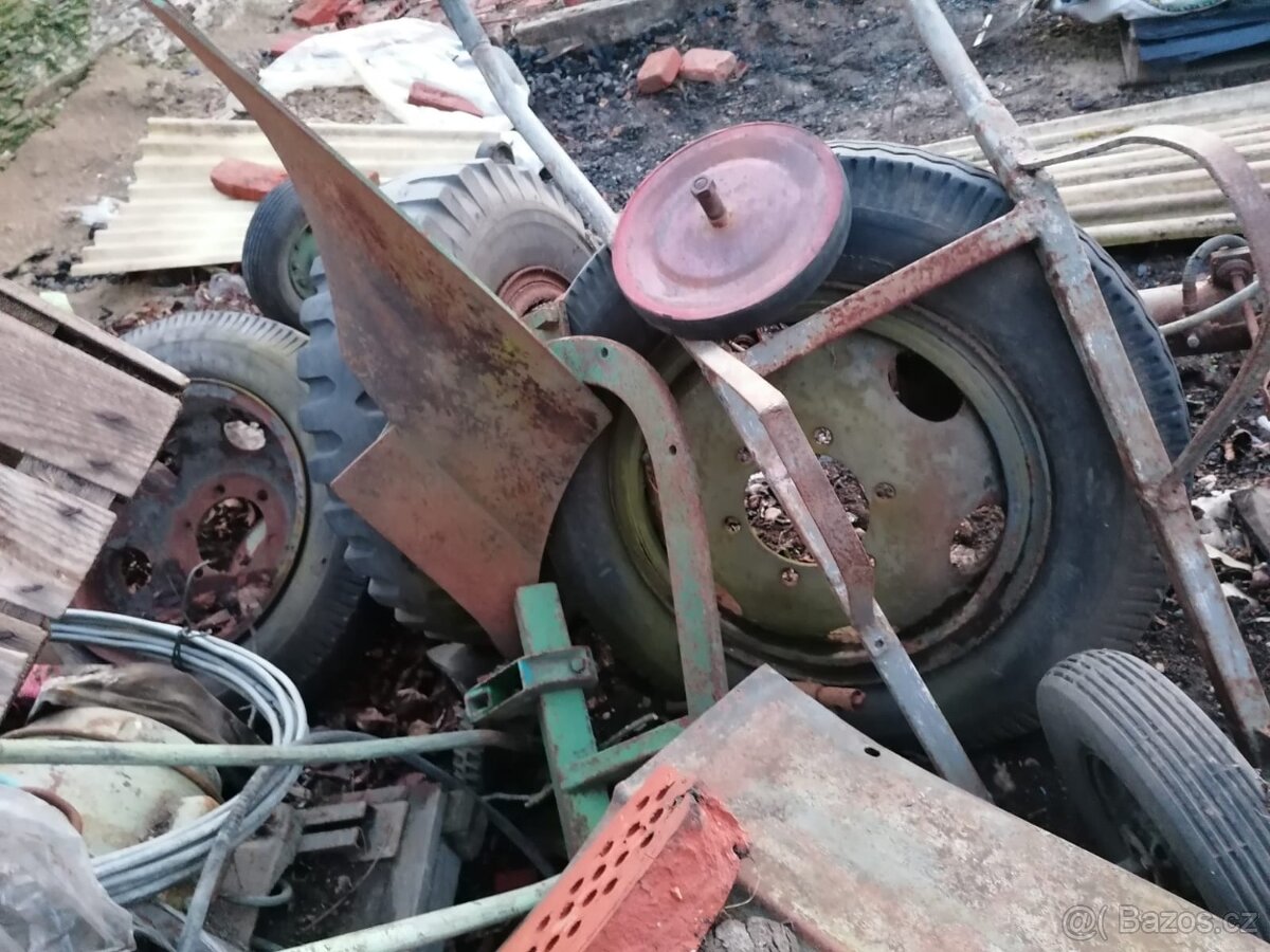 Náprava škoda 606, vrátek, retro-kompresor, pluh