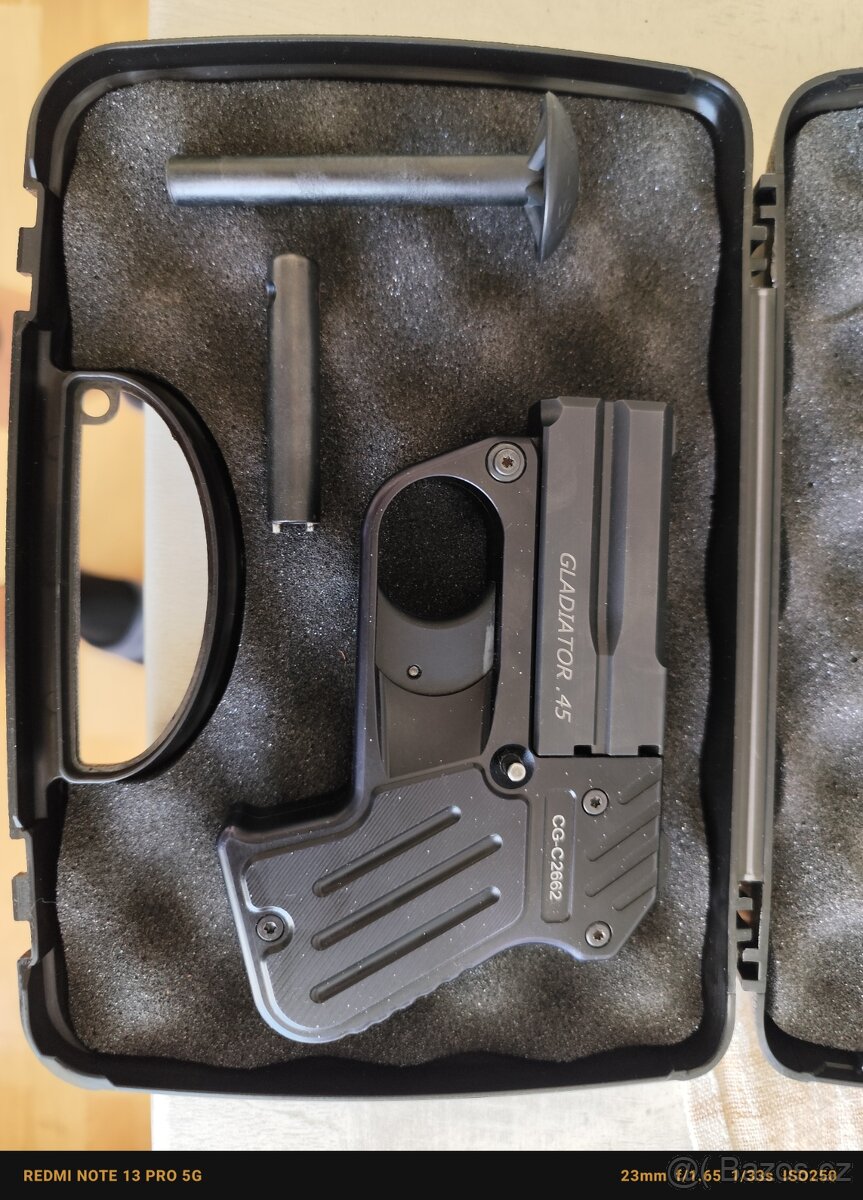 Pistole Gladiátor 45