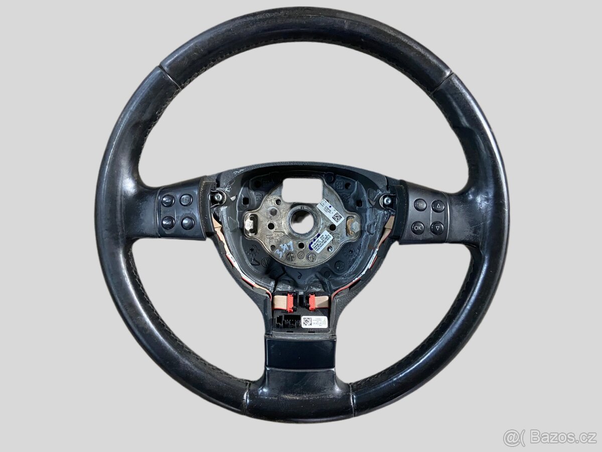 Multifunkční kožený volant VW Passat B6 3C tříramenný