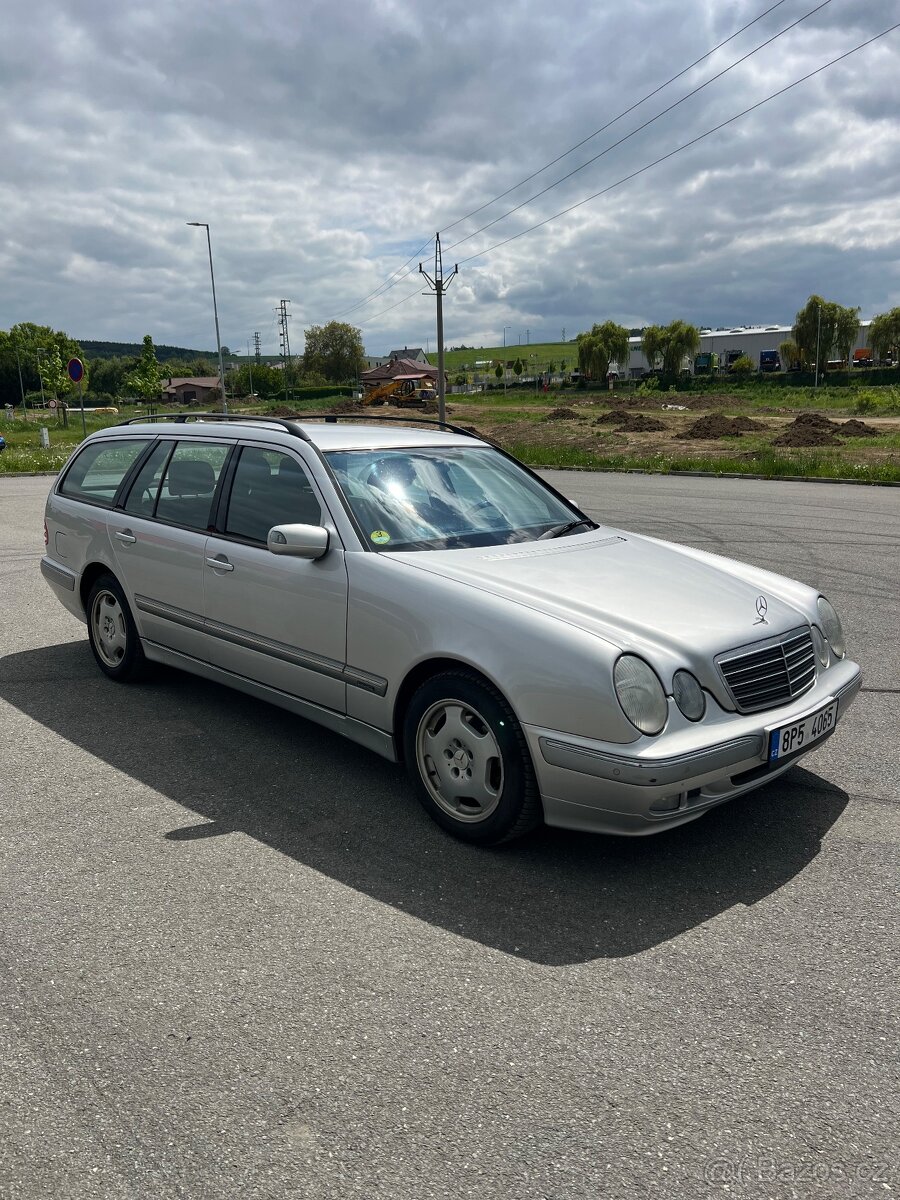 Mercedes-Benz Třídy E, 2.2 cdi 105kW, automat, bez koroze
