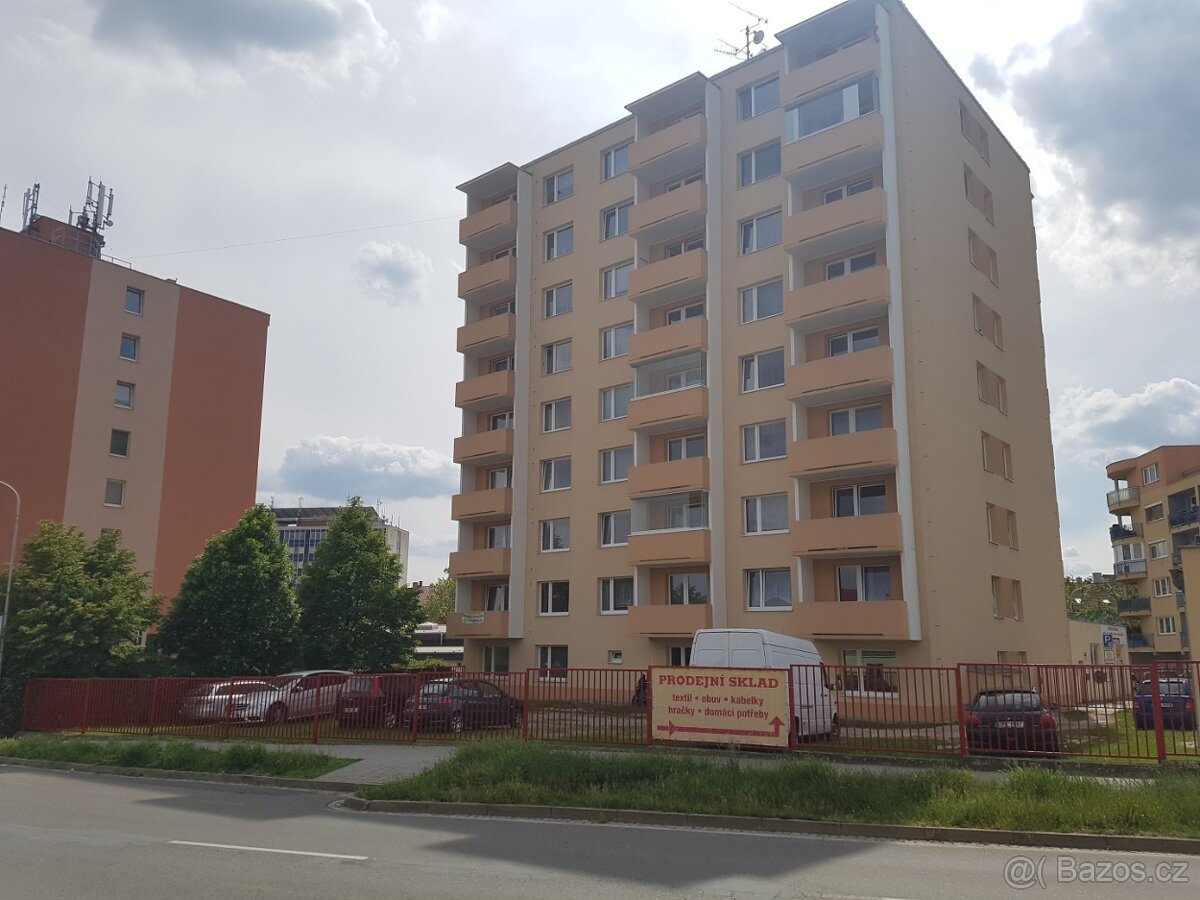 Pronájem bytu 1+1, 36 m2 + lodžie, ul. Mičurinova, Znojmo