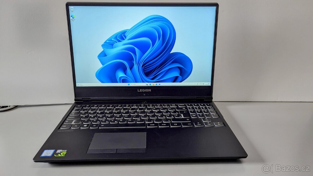 Lenovo LEGION Y530 15.6" i5 8GB/1TB NVIDIA GTX 1050Ti W11