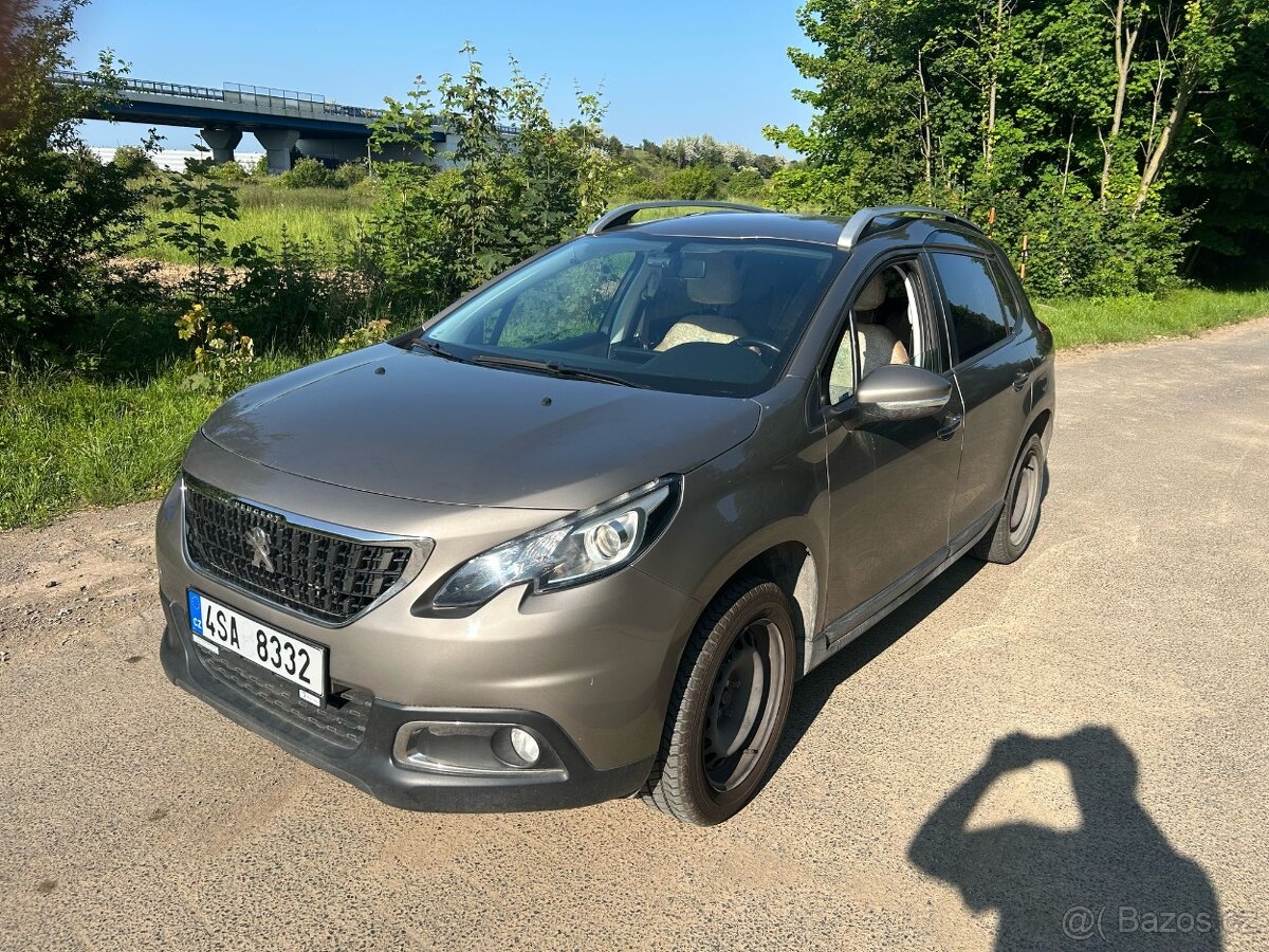 Peugeot 2008 ACTIVE 1,2 Pure Tech 82K Man5 Euro6
