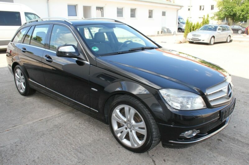 Mercedes W204 - C230 - 6 válec - 150kw- BENZÍN - 2008