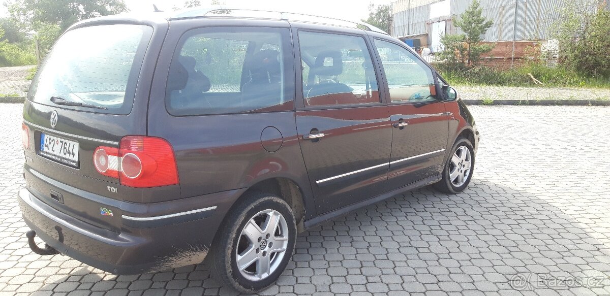 VW Sharan 1.9 TDI Freestyle 85 kw 7-míst
