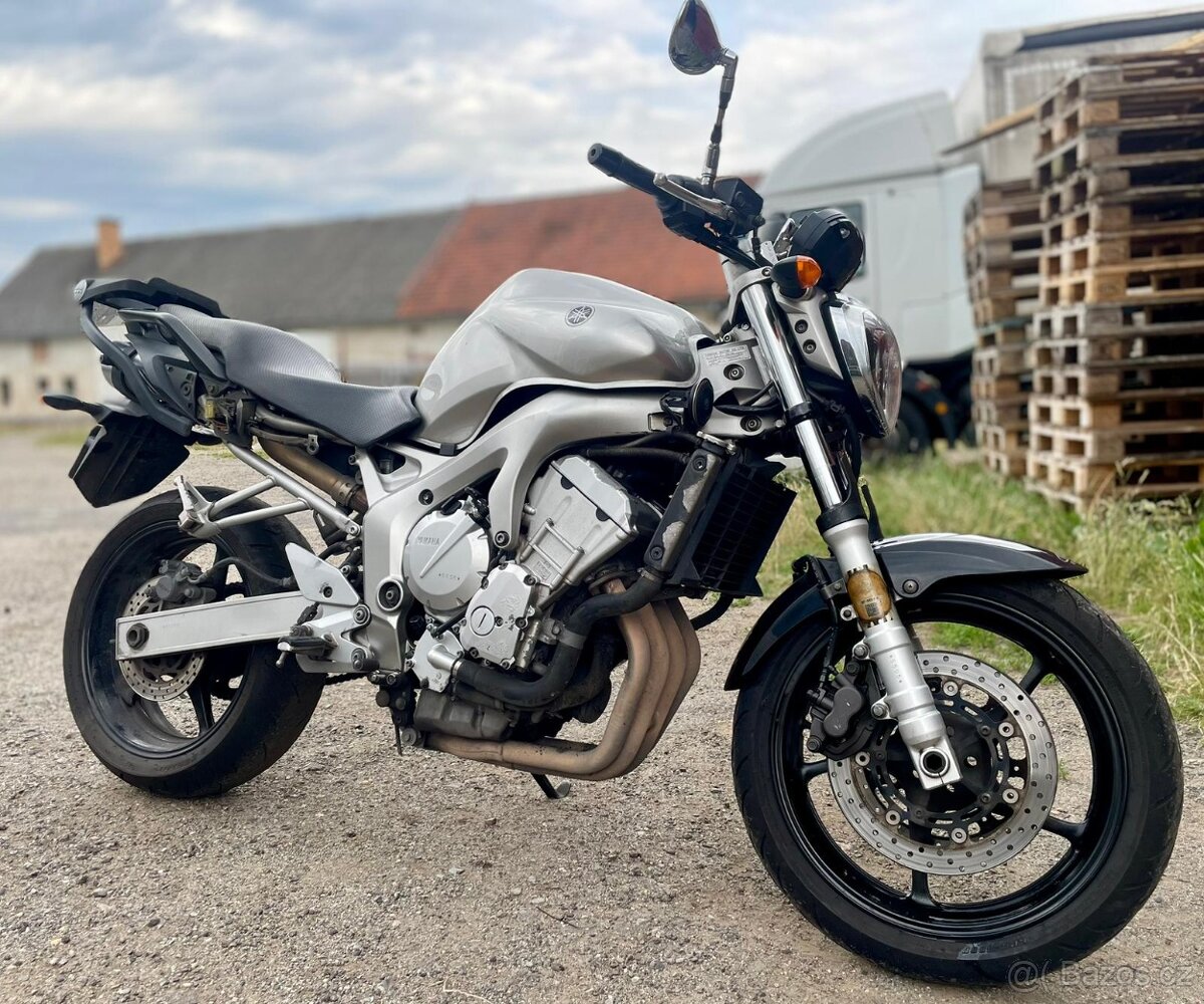 Yamaha FZ6 N díly z celé moto na prodej