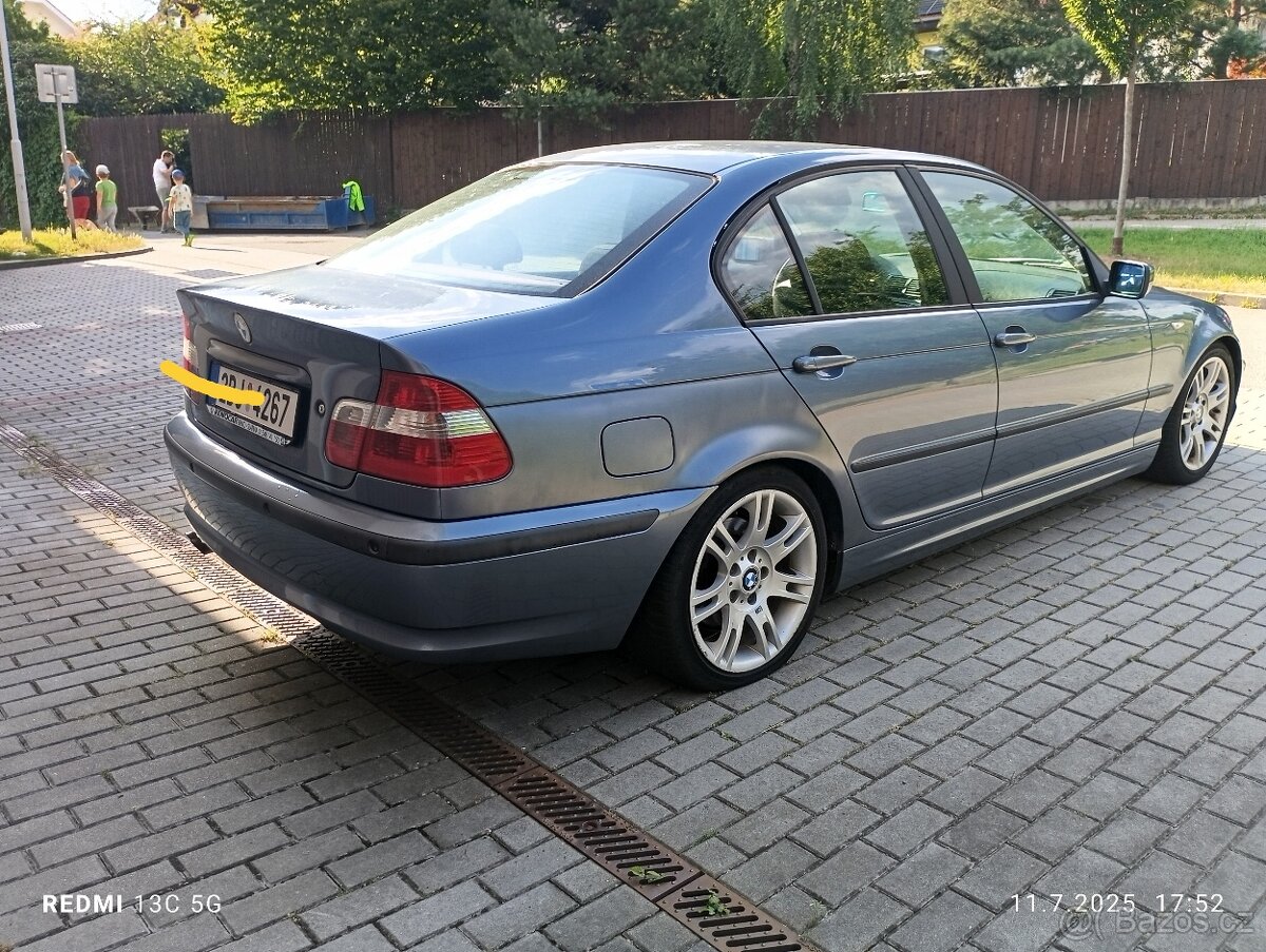 BNW E46 325I 141 kWBMW 325i  2002 automat TIP tronic