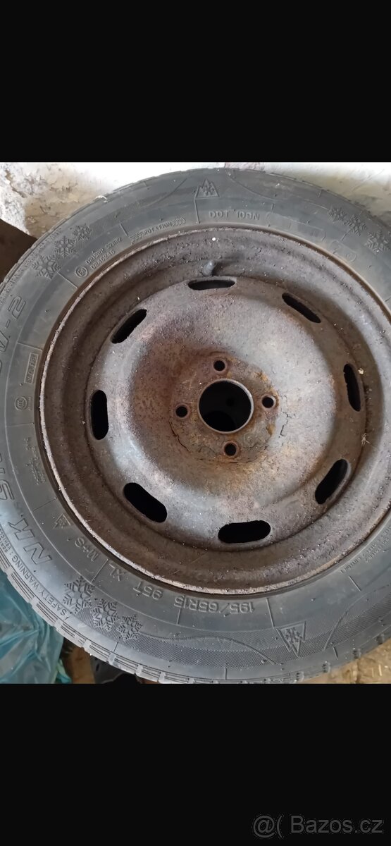 Prodám kola s pneumatikami, sada 4kol