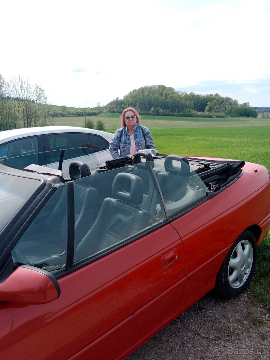 Prodám Opel Astra Cabrio 1.6 i