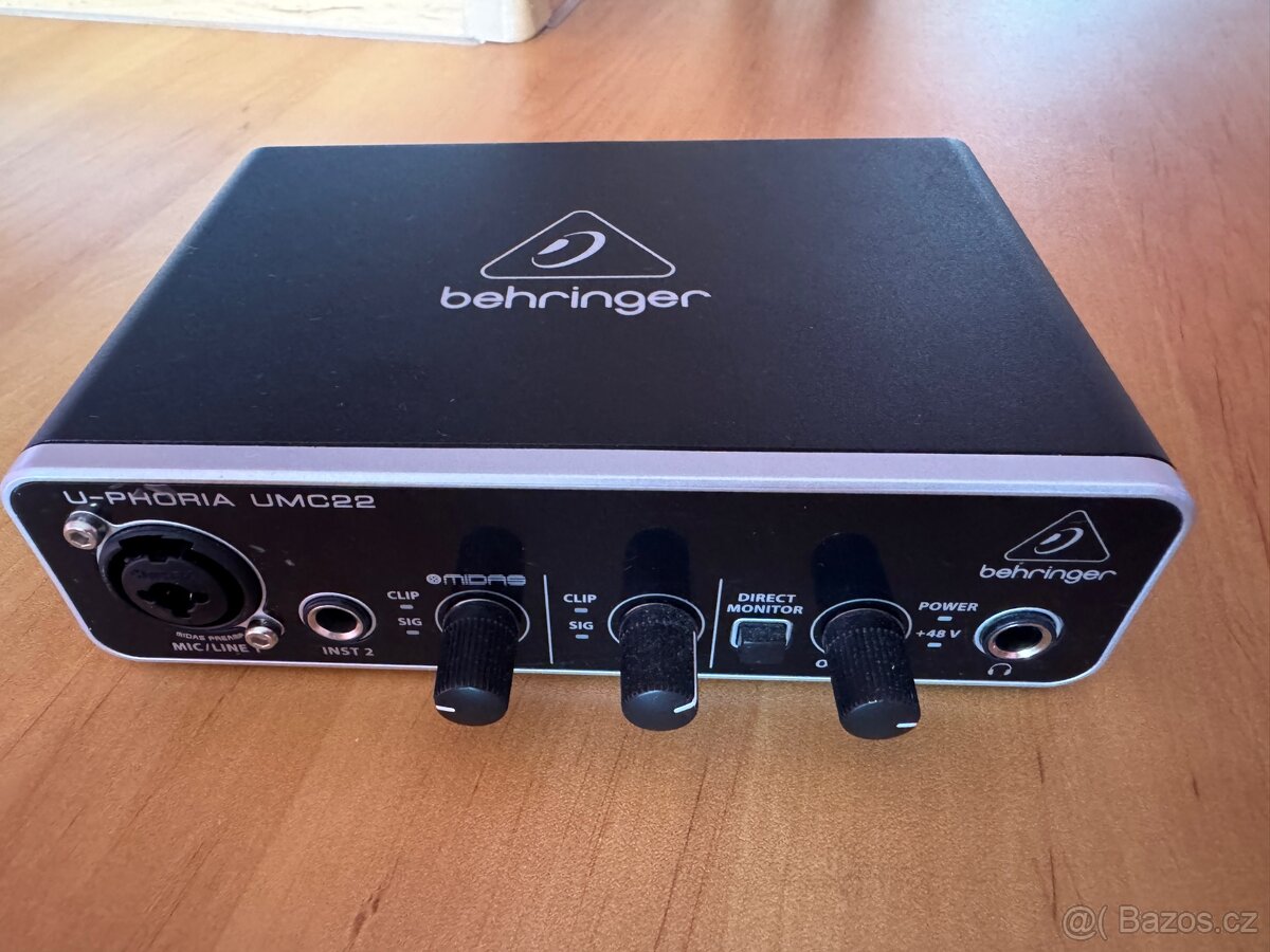 Zvuková karta Behringer UMC22