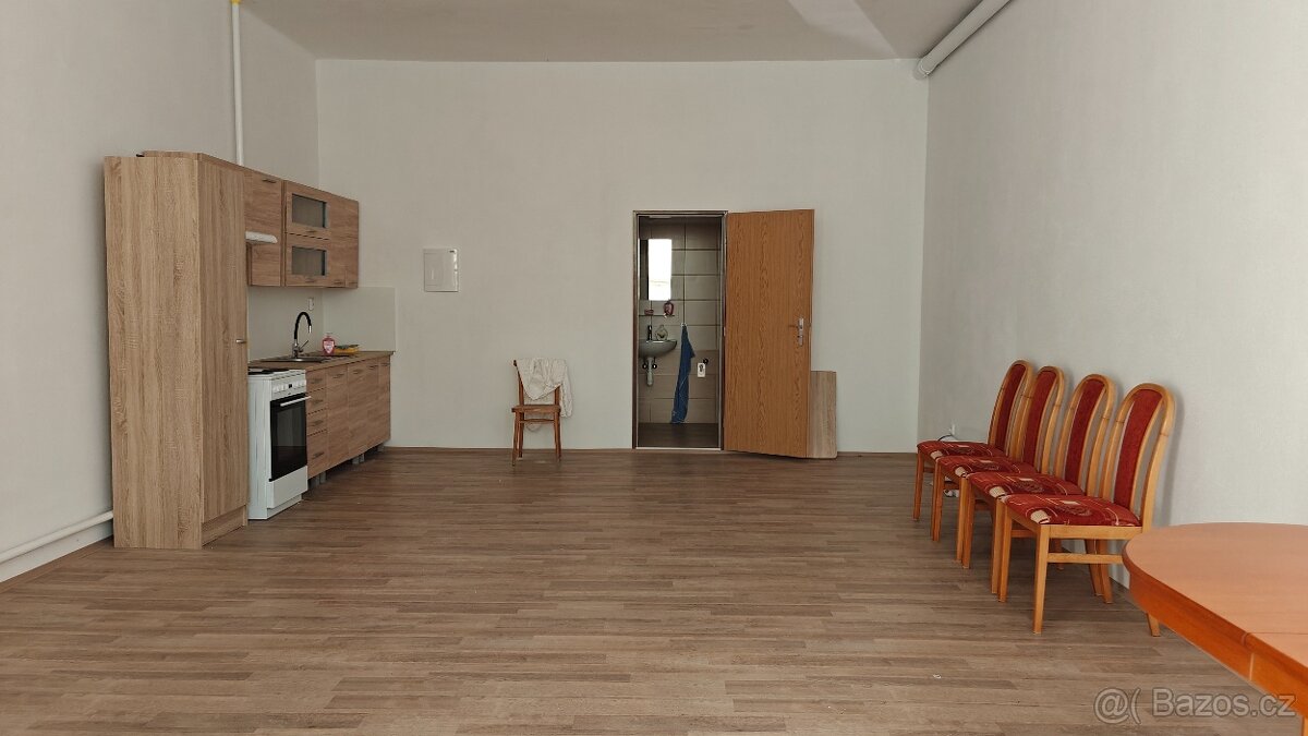 Pronájem bytu 1+kk v Pelhřimově