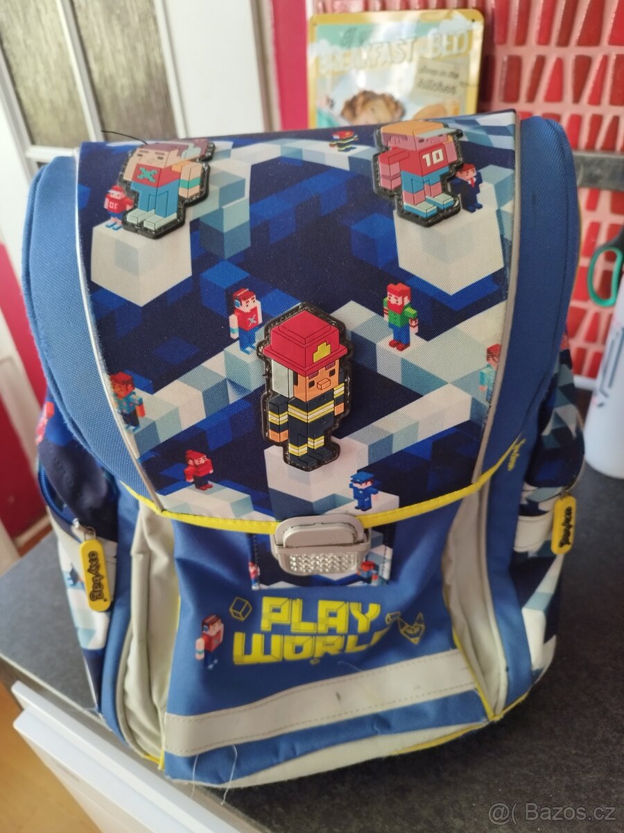 Chlapecký školní batoh Play World