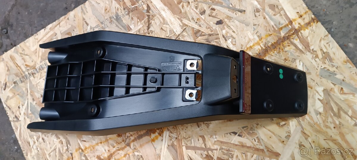 Husqvarna 701 Enduro / Supermoto Držák SPZ