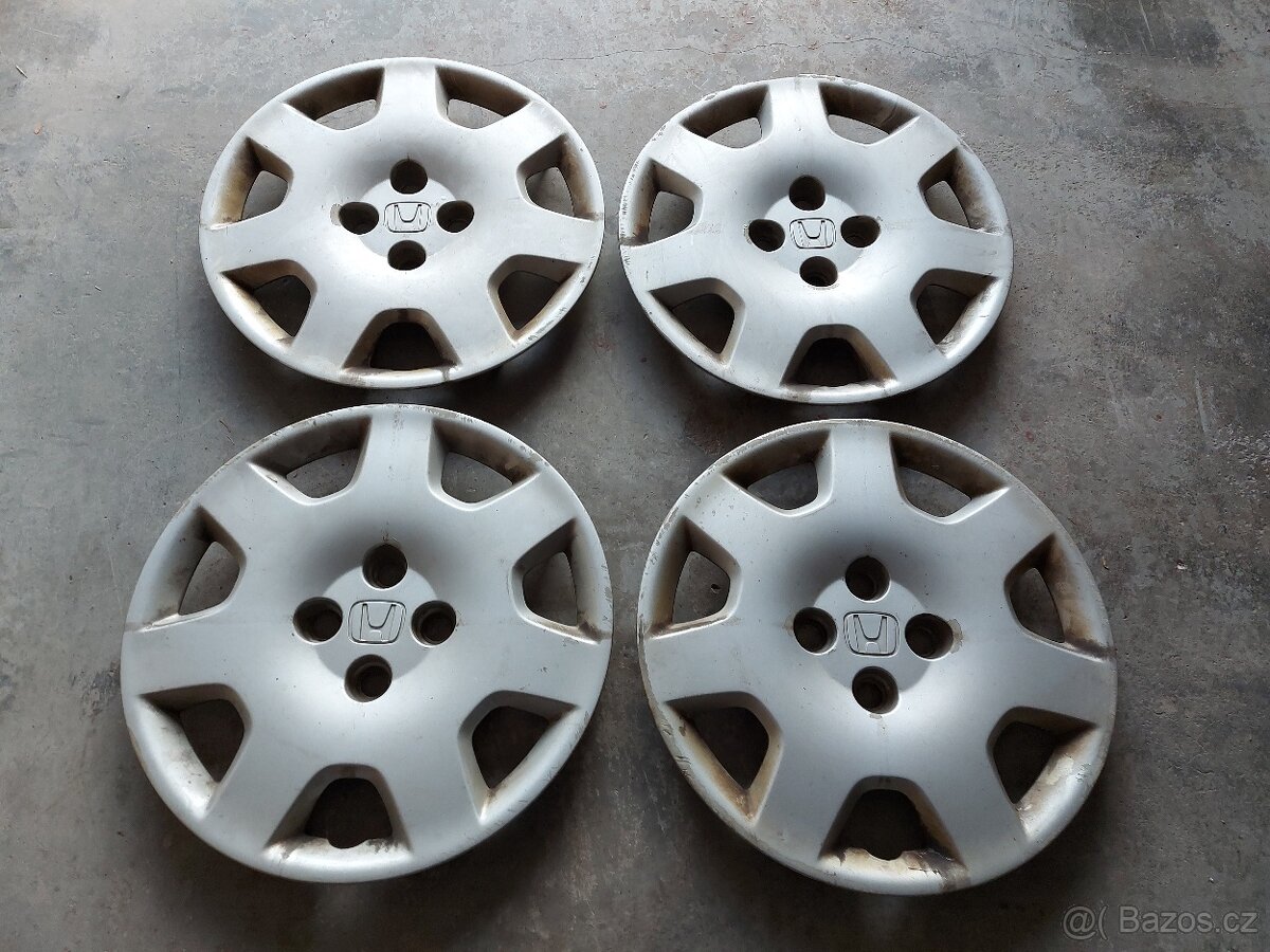 Honda Civic 7G - Originální plastové poklice