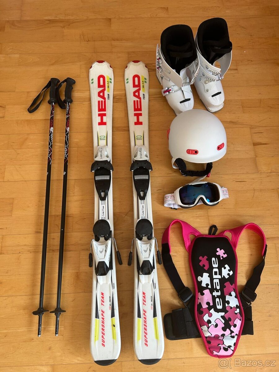dětský lyžařský komplet pro holku - v moc hezkém stavu