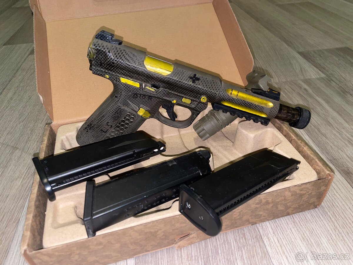 Airsoftová pistole AAP-01 Assassin GBB