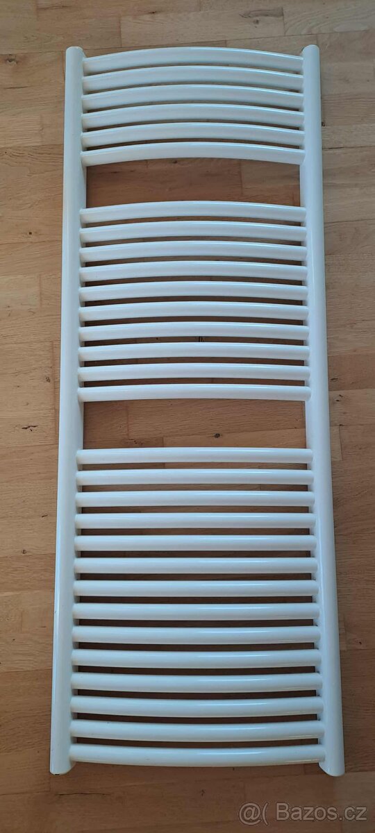 Koupelnový žebříkový radiátor Koralux classic