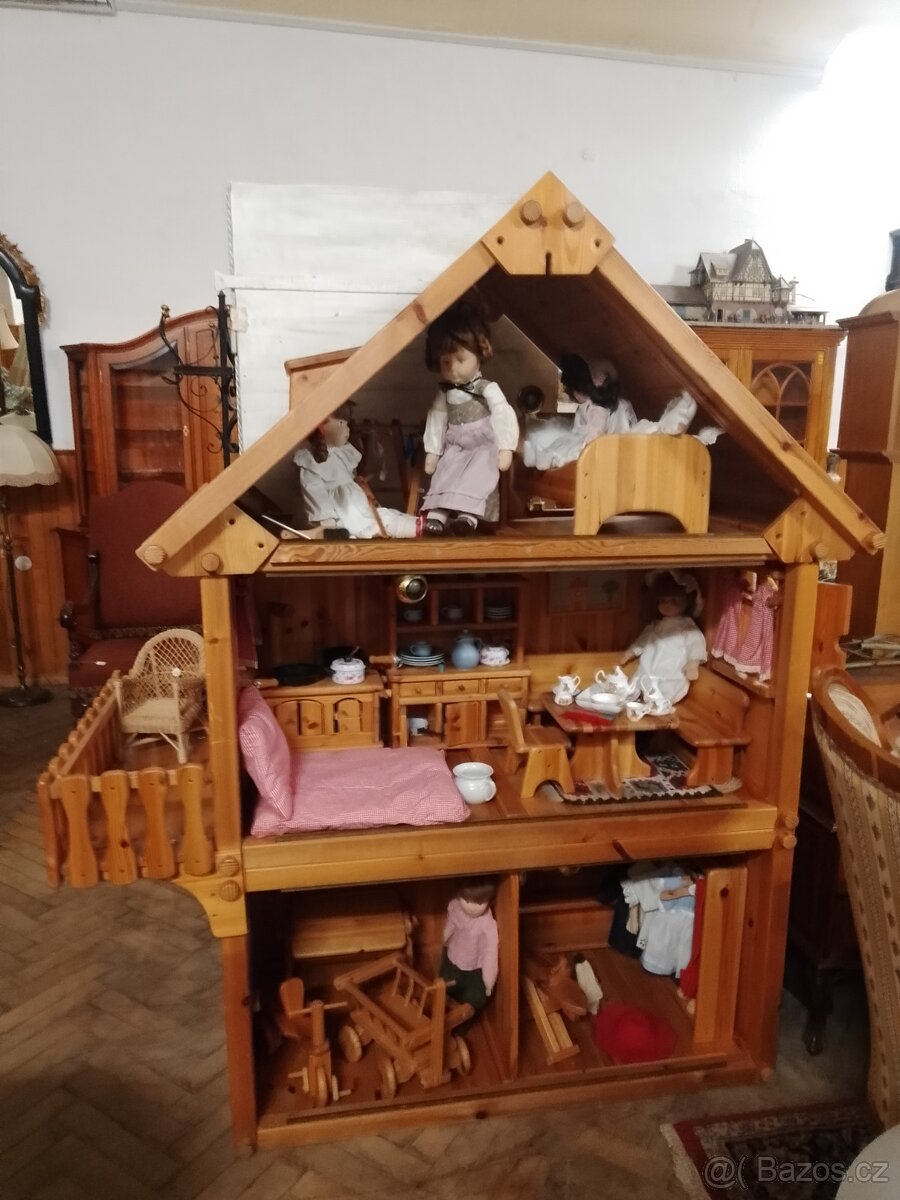 Velký domeček pro panenky