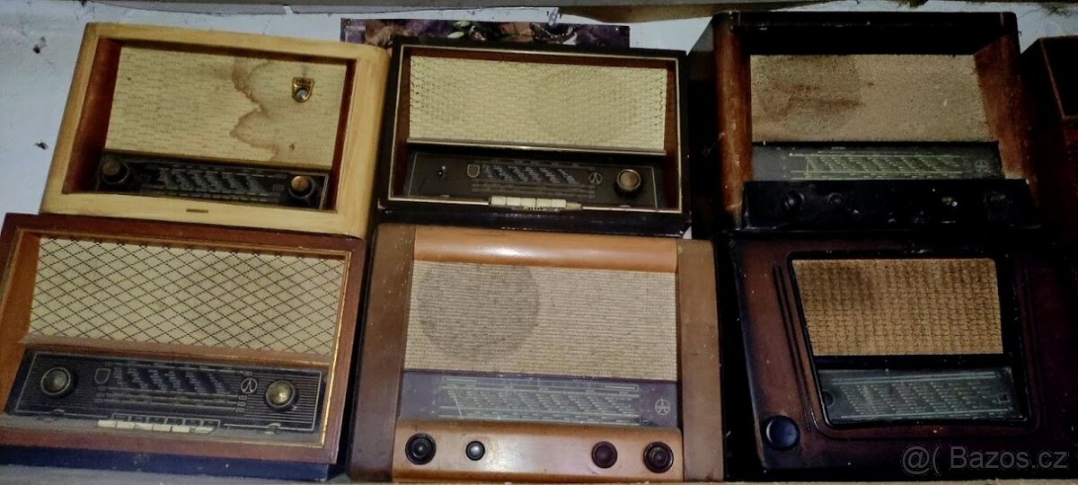 Dřevěné rádio, 40ks,  Gramofony  magnetofon