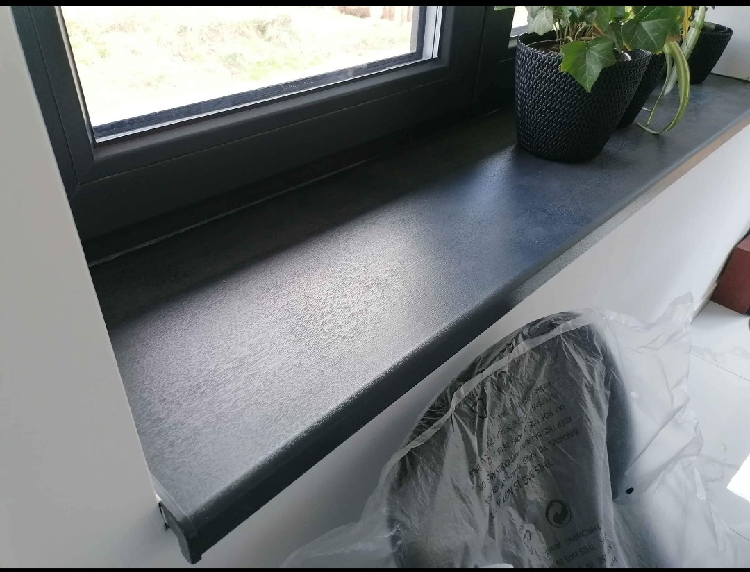 Plastové parapety Antracit