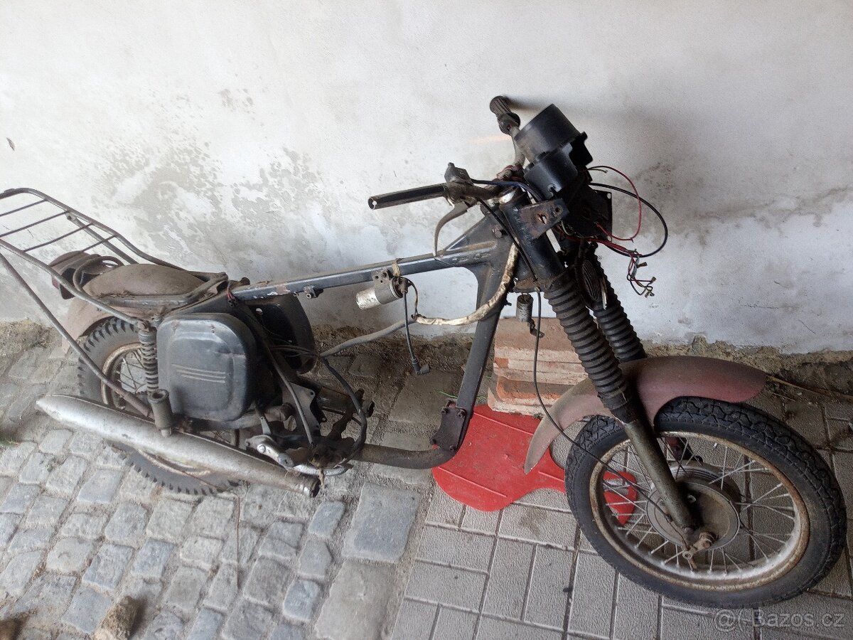 Motocykl Jawa ČZ ???