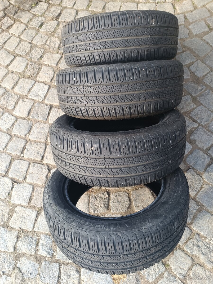 Použité Celoroční pneu Vredestein Quatrac 5. 195/55 R15