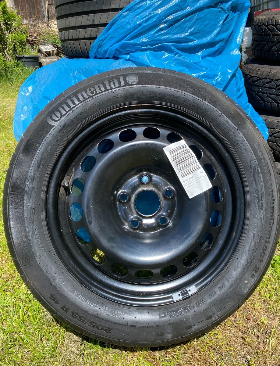 205/55R16 5x plech/letní pneu, Octavia 3, pěkný stav