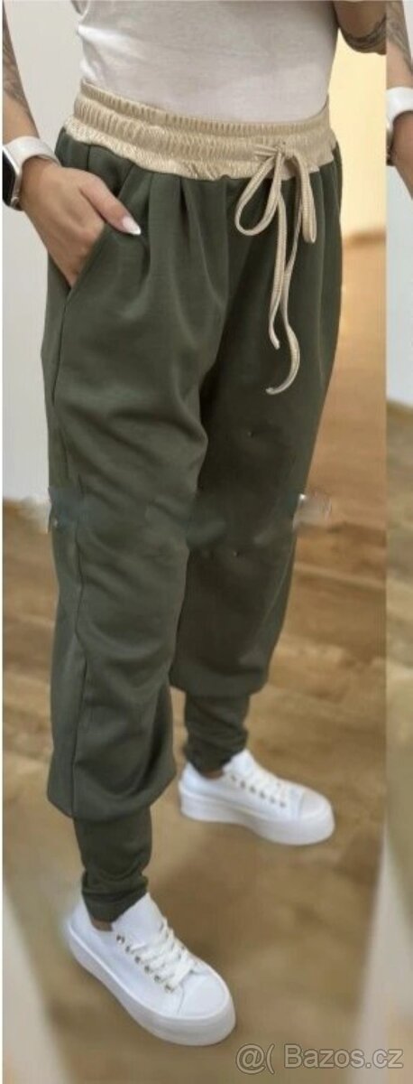 sportovní kalhoty