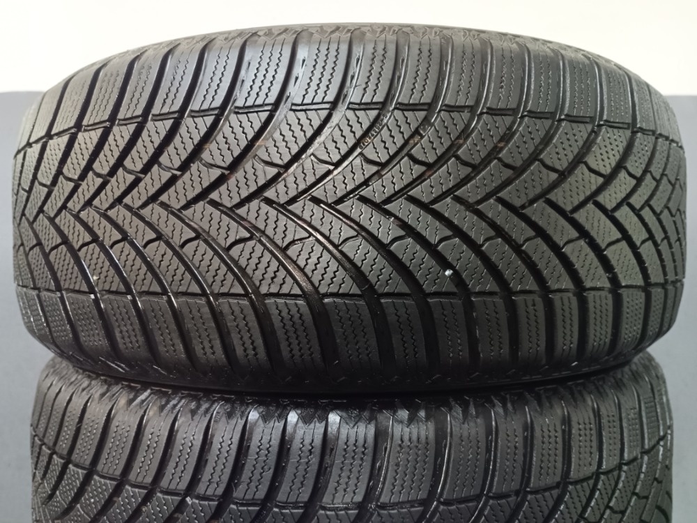 225/55 R18 SEMPERIT (3921)