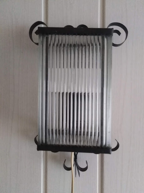 Retro lampa - kov a sklo .