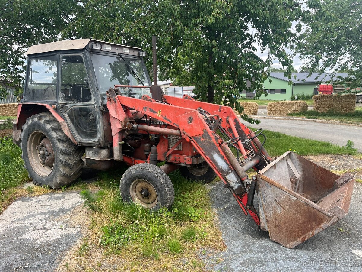 Zetor 7211 s nakladačem