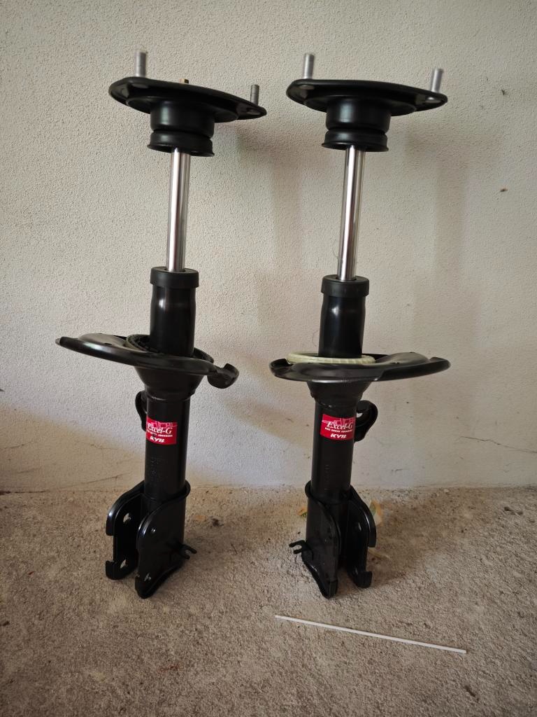 Nové př. tlumiče KYB pro Hyundai Santa Fe 2.2 CRDI 2006-2009