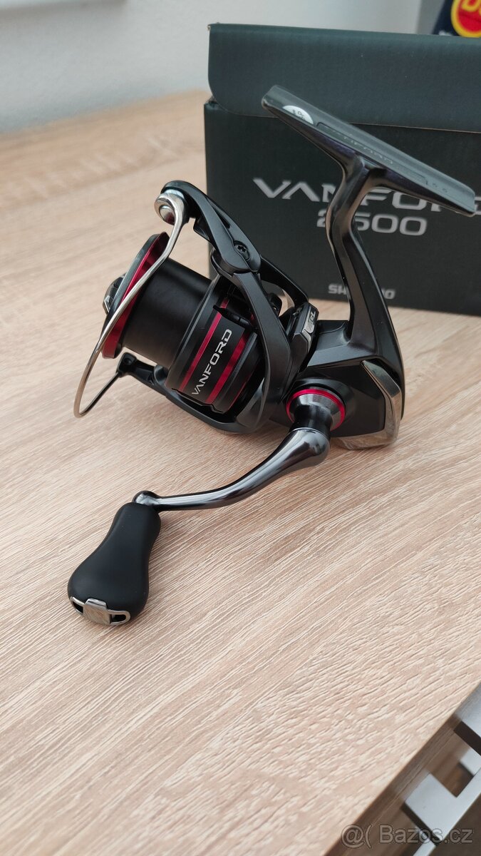 SHIMANO 20 VANFORD 2500