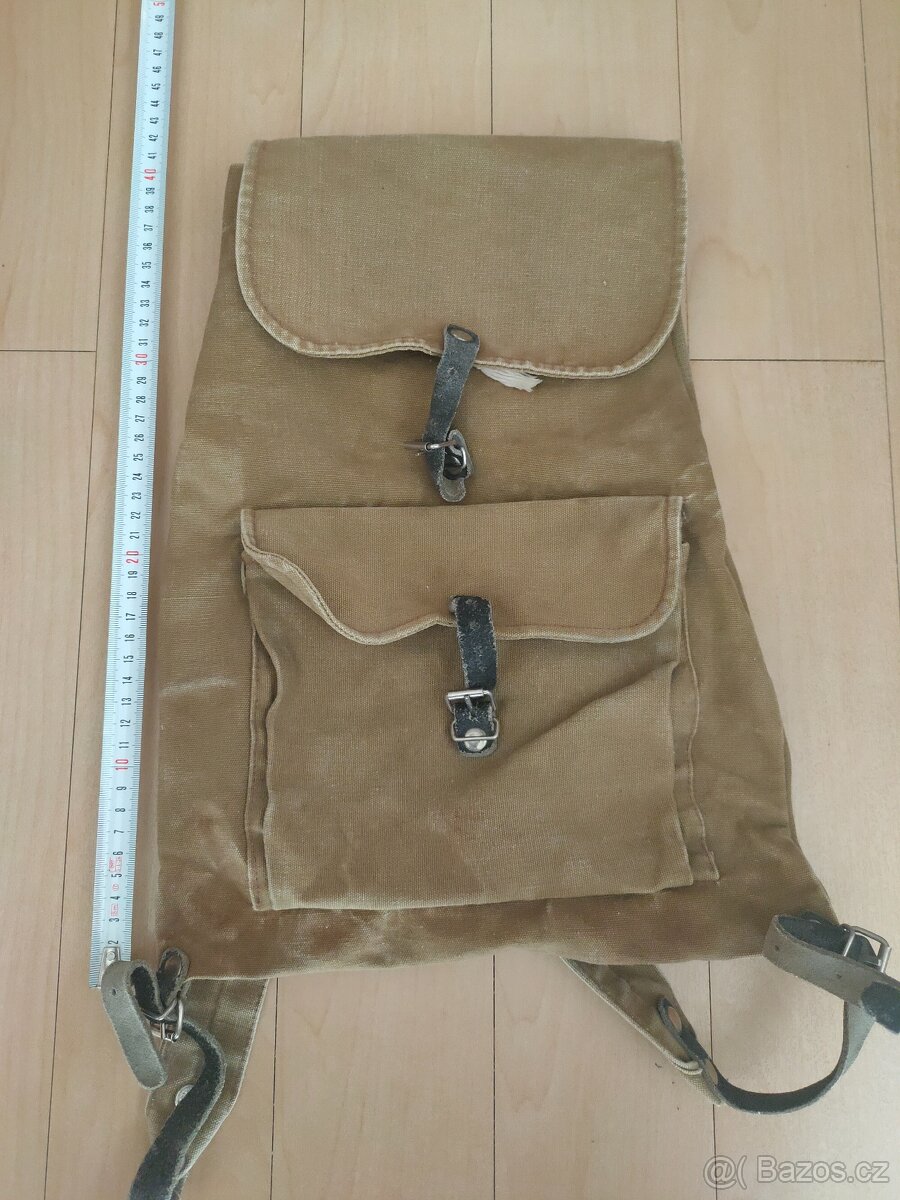 Retro batoh