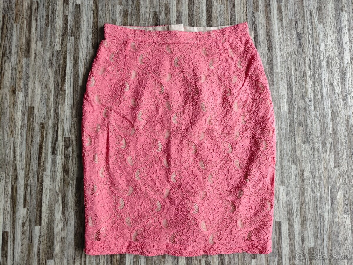 Sukně a minisukně - vel. 34 a 36