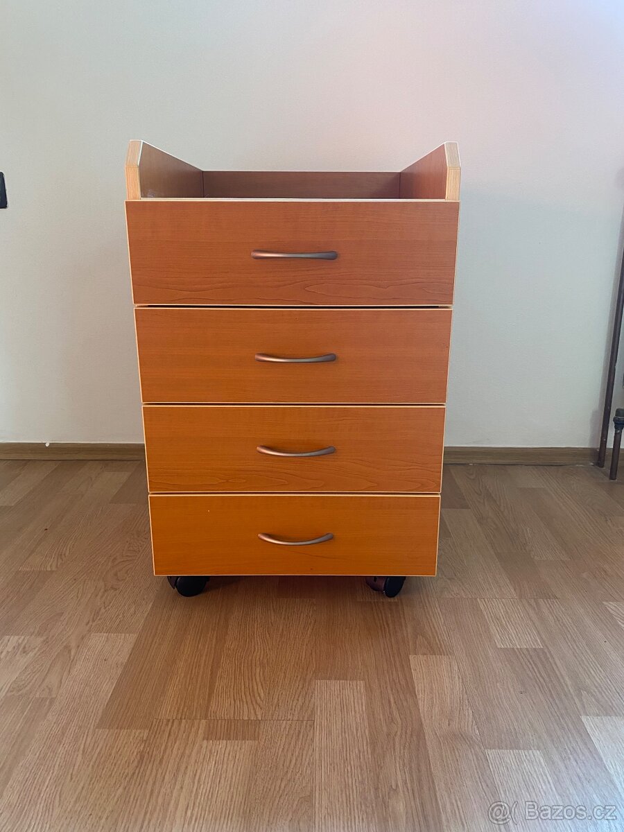 Šuplíková komoda / skříňka na kolečkách