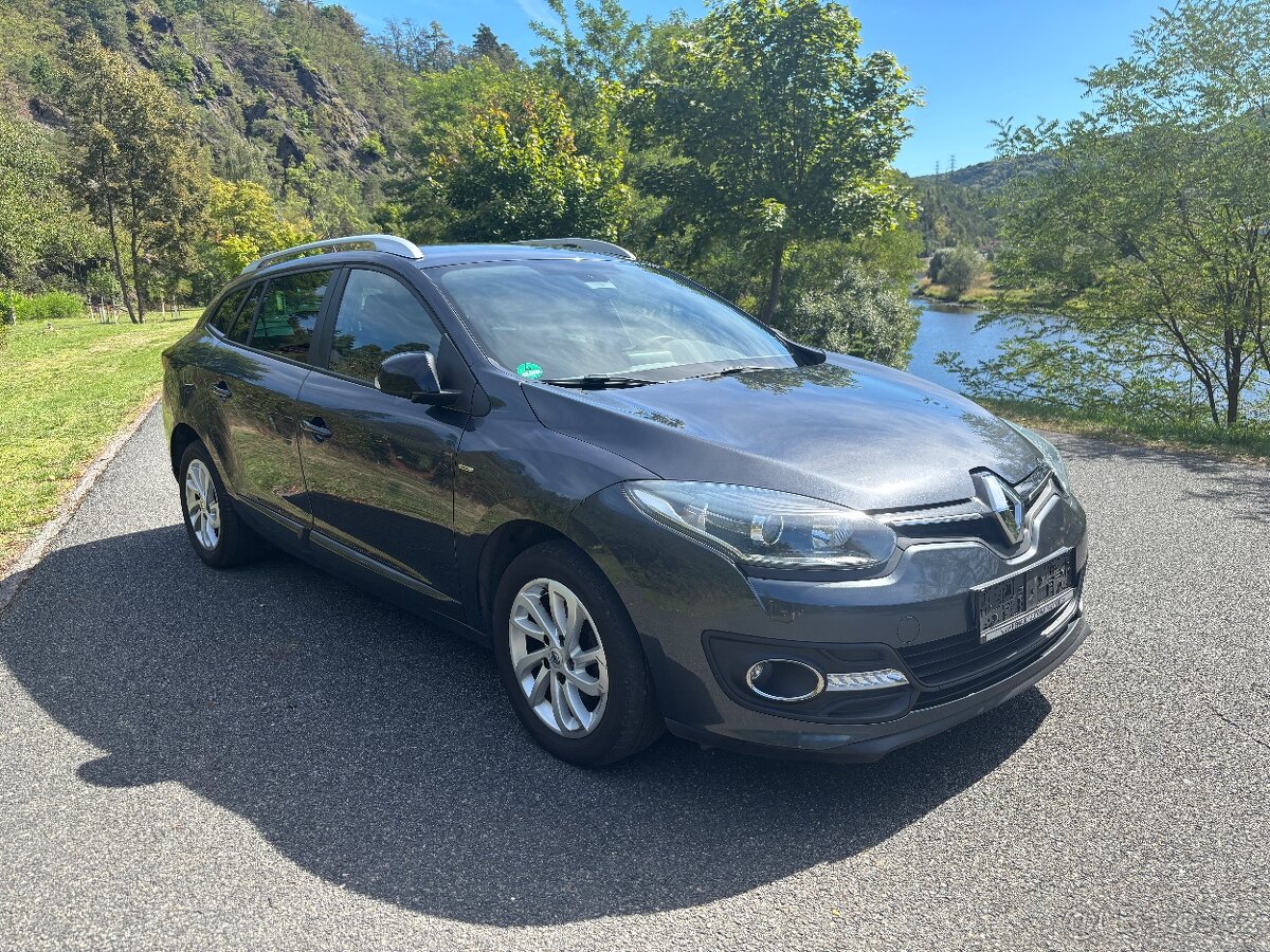 Renault Megane limited combi 1.2i tce 85kw. 2015 1. majitel