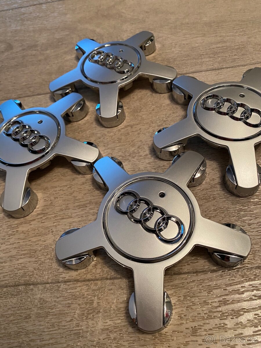 Audi 135 (5x112) mm středové krytky