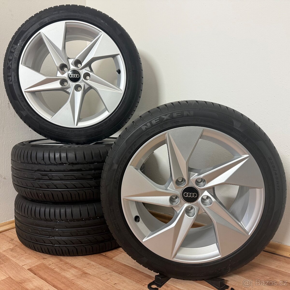 AUDI A3/VW GOLF 5x112 R17 ET46+LETNÍ 225/45R17 7mm