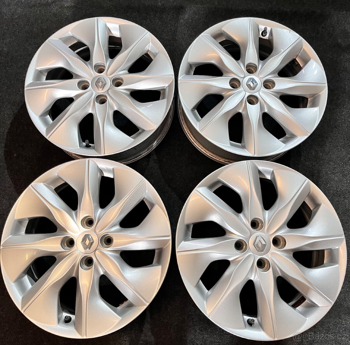 4x100 R16 Originál Renault ZOE / Clio - ET44 TOP