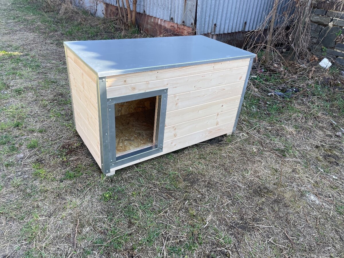 Zateplená psí bouda