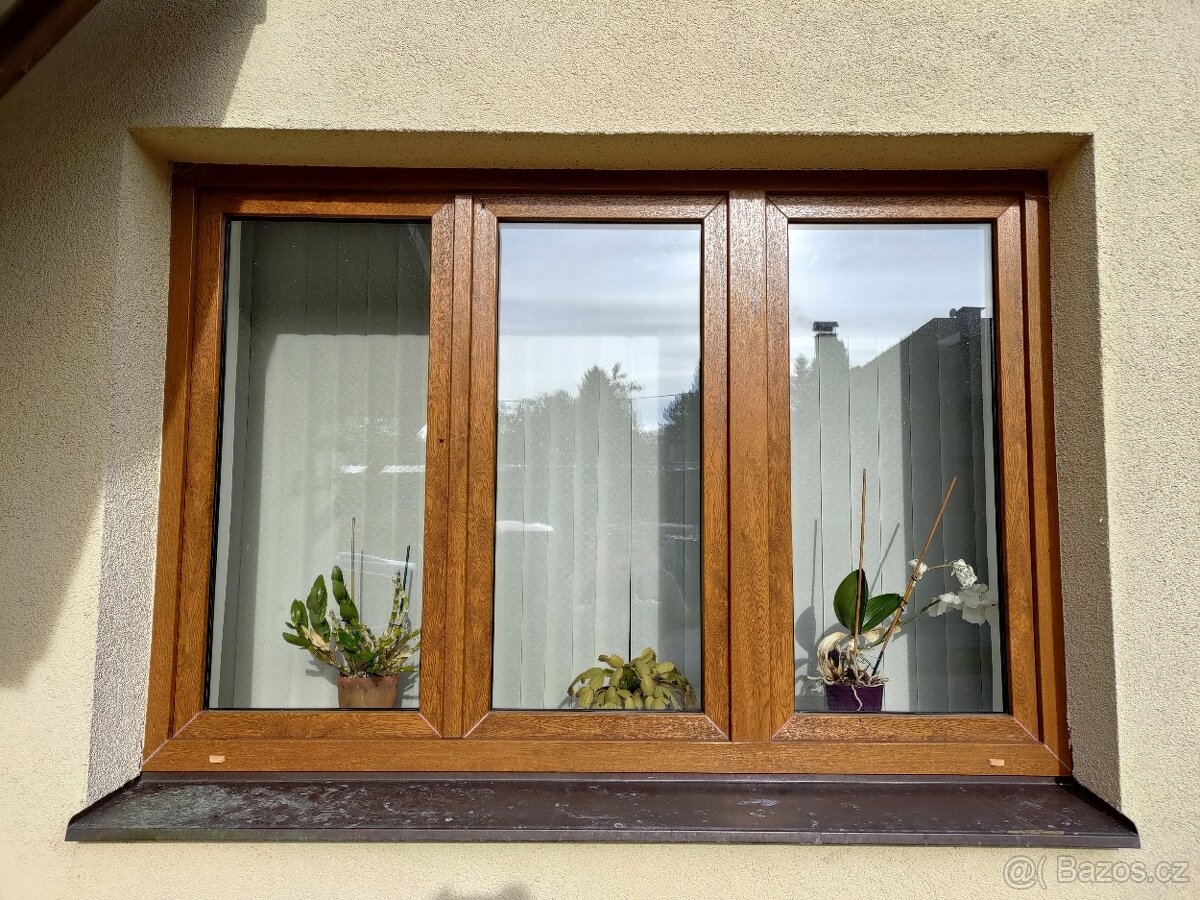 Prodávám plastová okna, různé rozměry