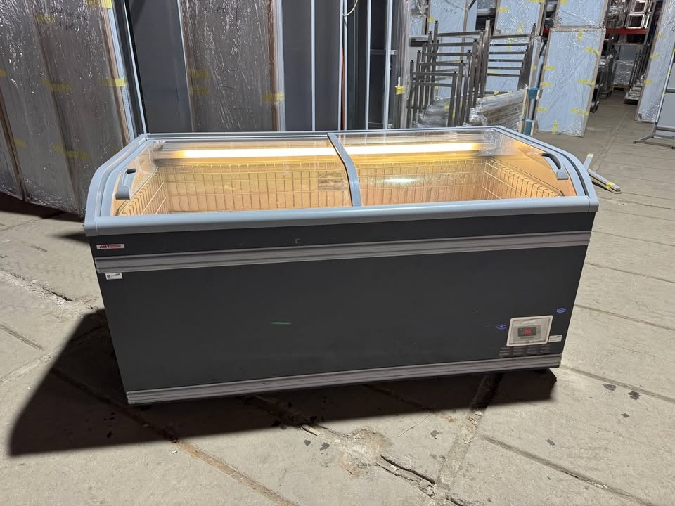 Prosklený pultový mrazák AHT Athen 175