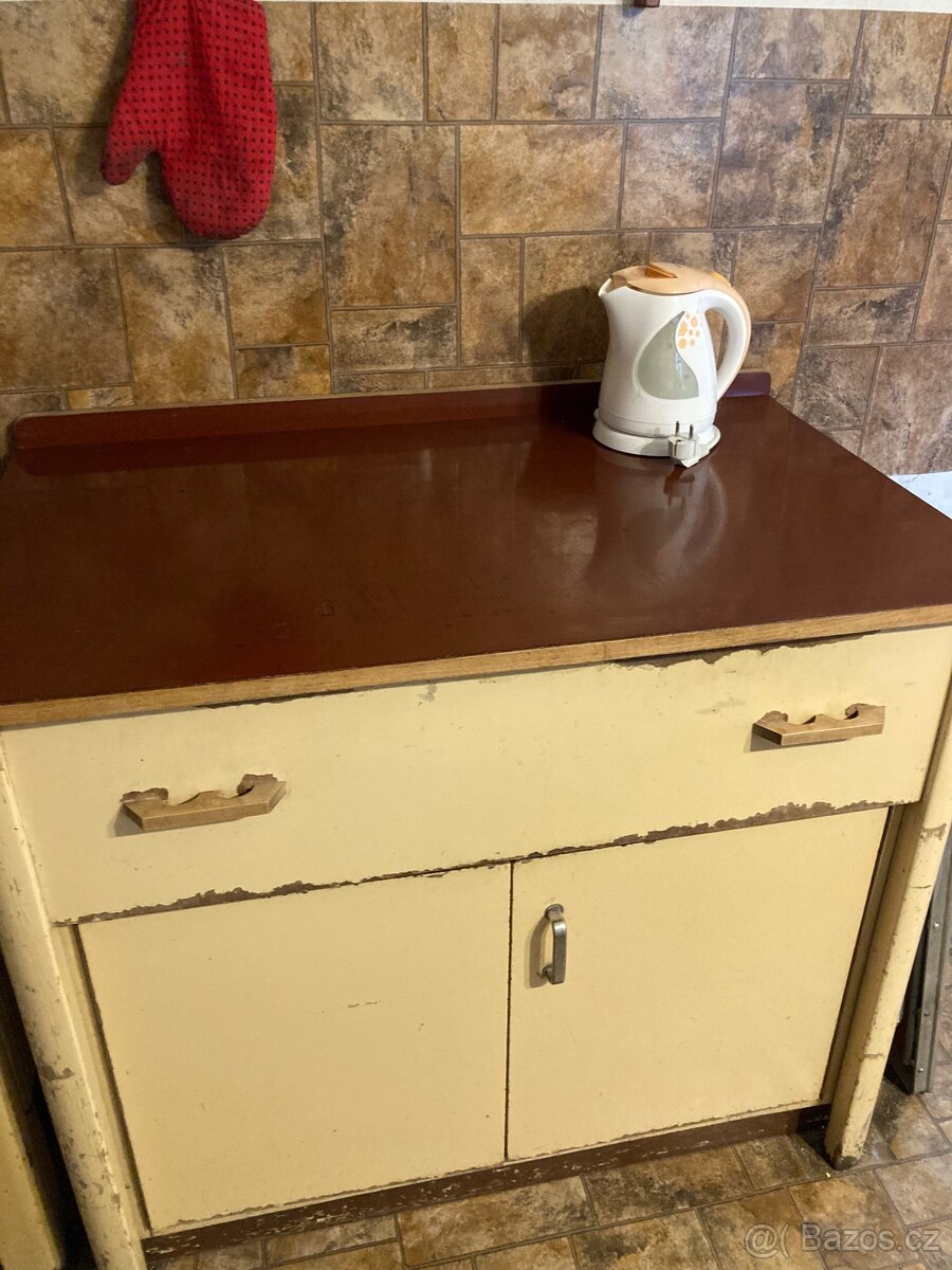 Retro - mycí pult našich prababiček