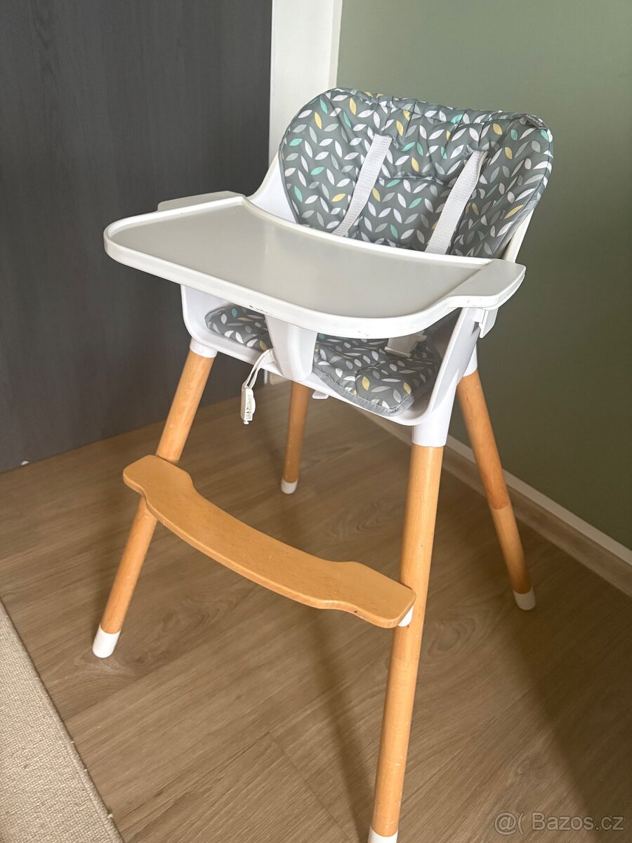 Dětská jídelní židlička