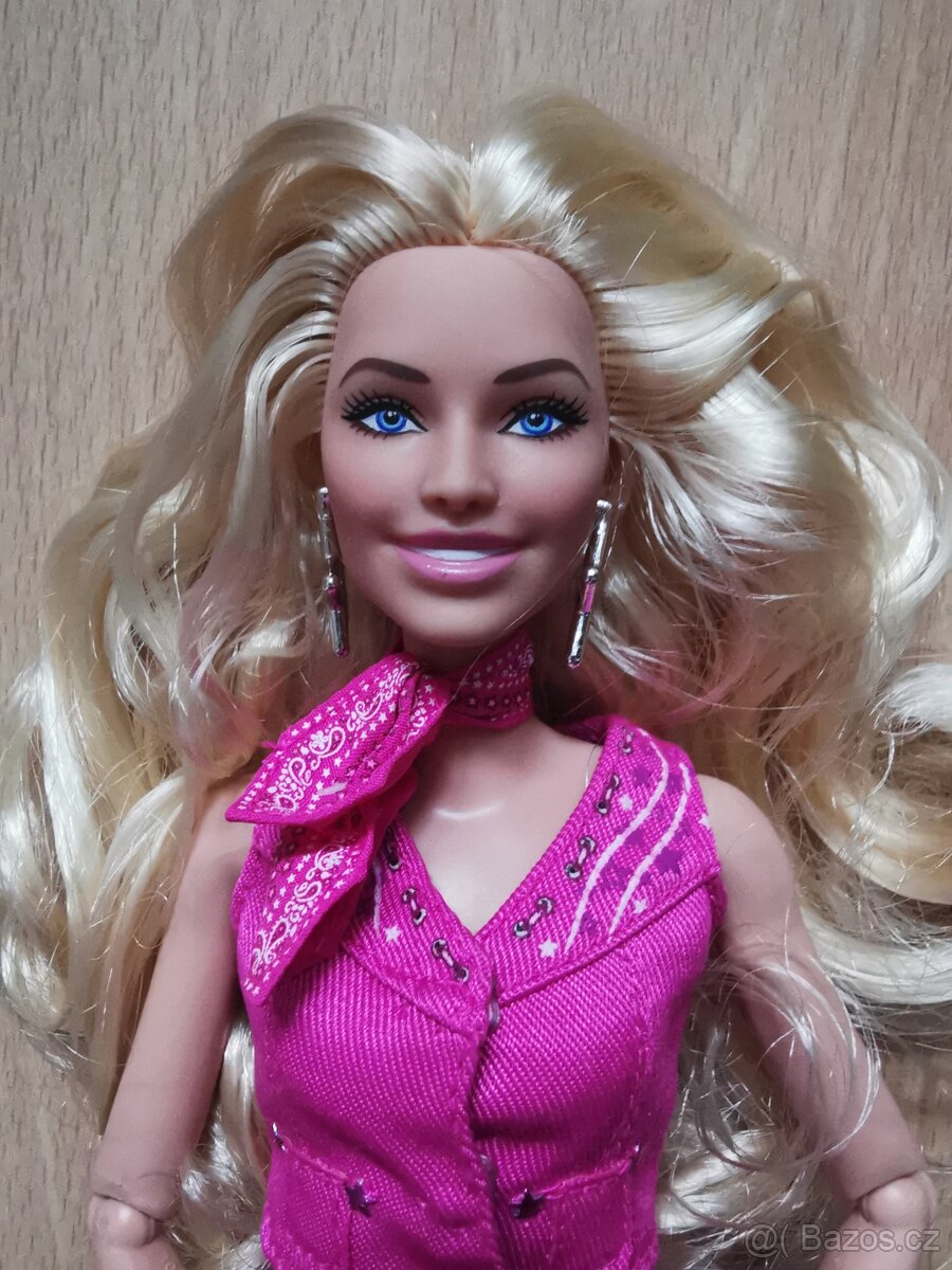Barbie The Movie Margot Robbie ve westernovém filmovém overa