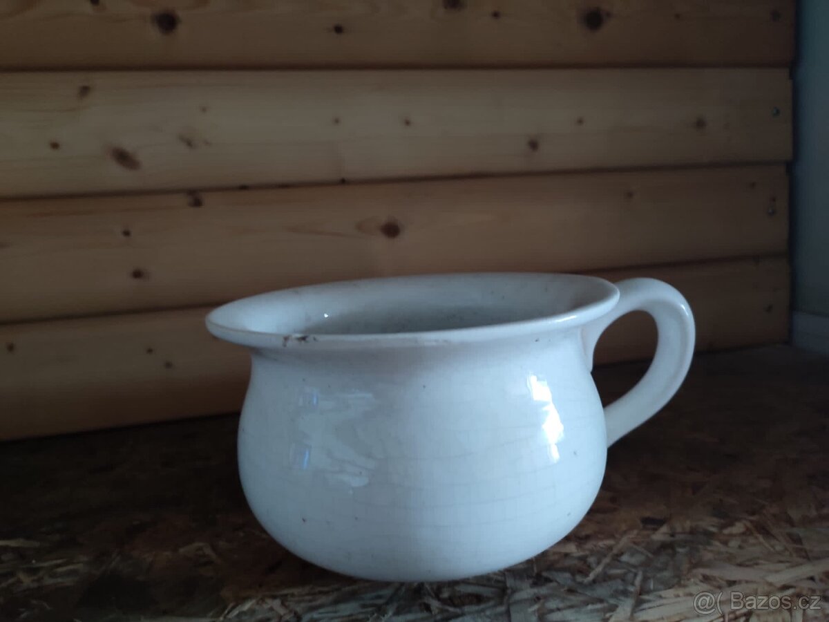 Porcelánový nočník