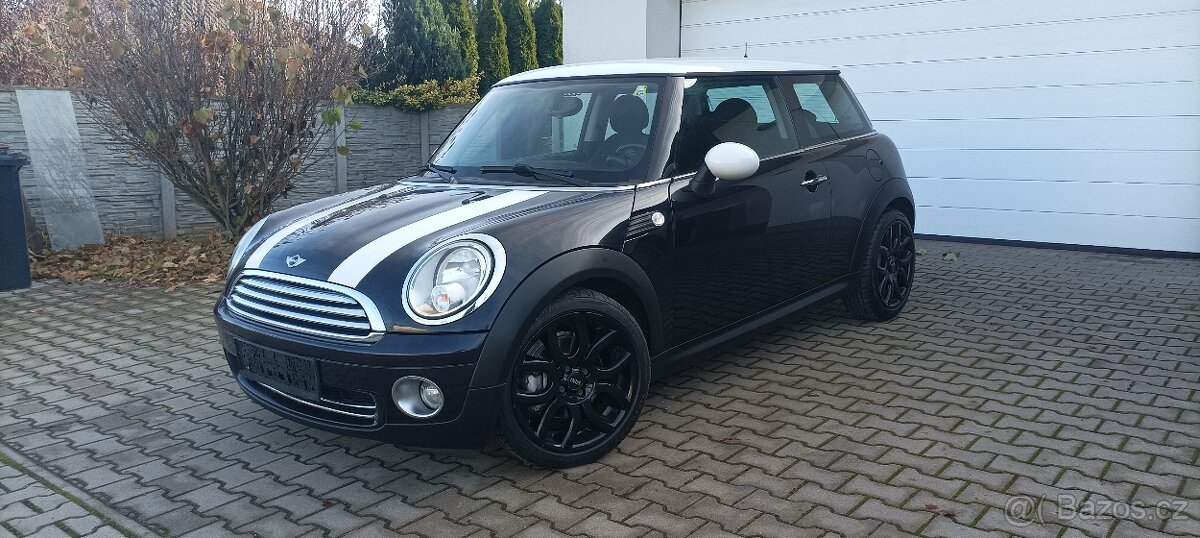 Mini Cooper 1.6I 88kW ORIG.124000KM r.2009 2XKOLA NOVÁ STK