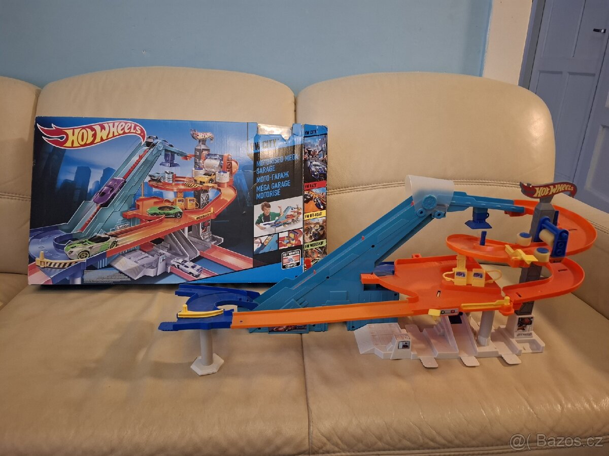 Hot wheels mix