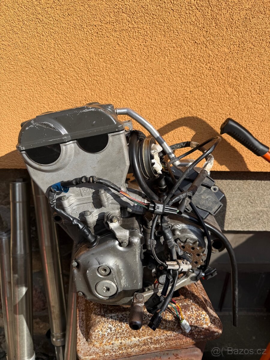 Suzuki Rmz 250 2009 náhradní díly